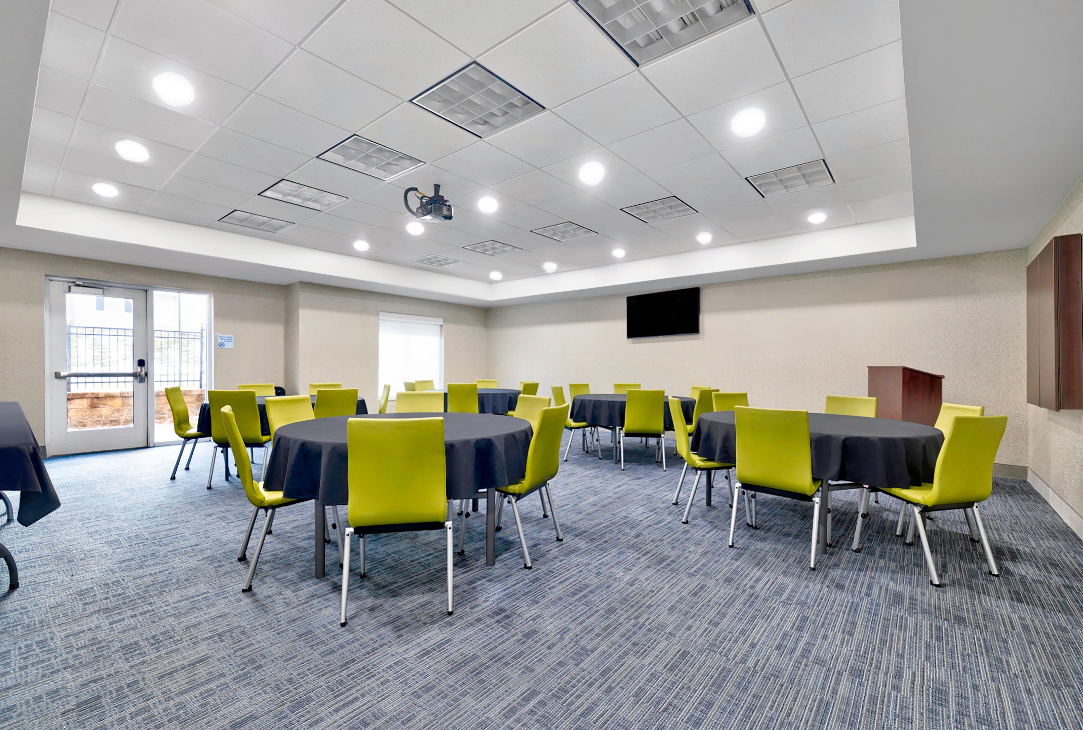 Holiday Inn Express Hotel & Suites Kansas City - Grandview By Ihg Εξωτερικό φωτογραφία