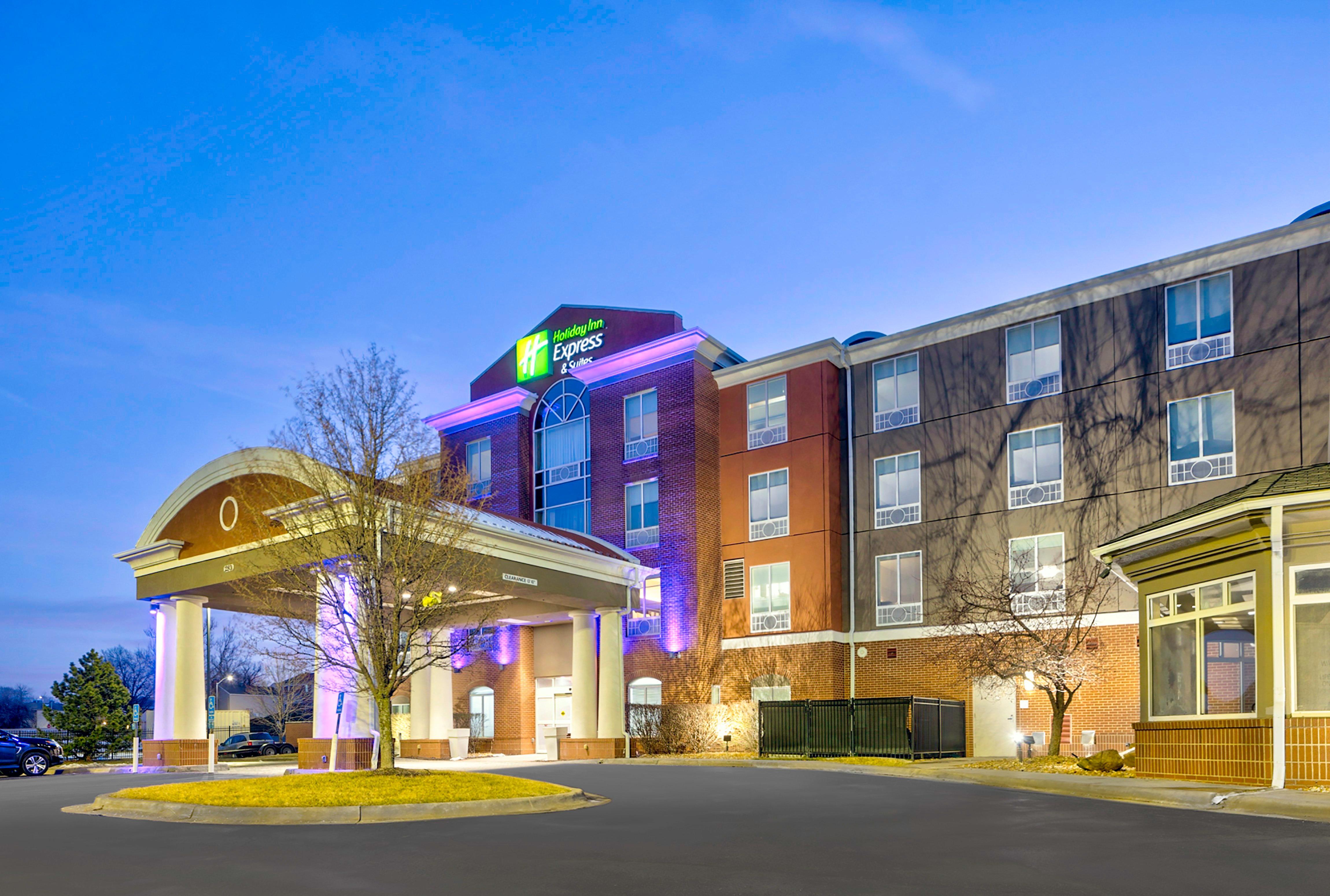 Holiday Inn Express Hotel & Suites Kansas City - Grandview By Ihg Εξωτερικό φωτογραφία