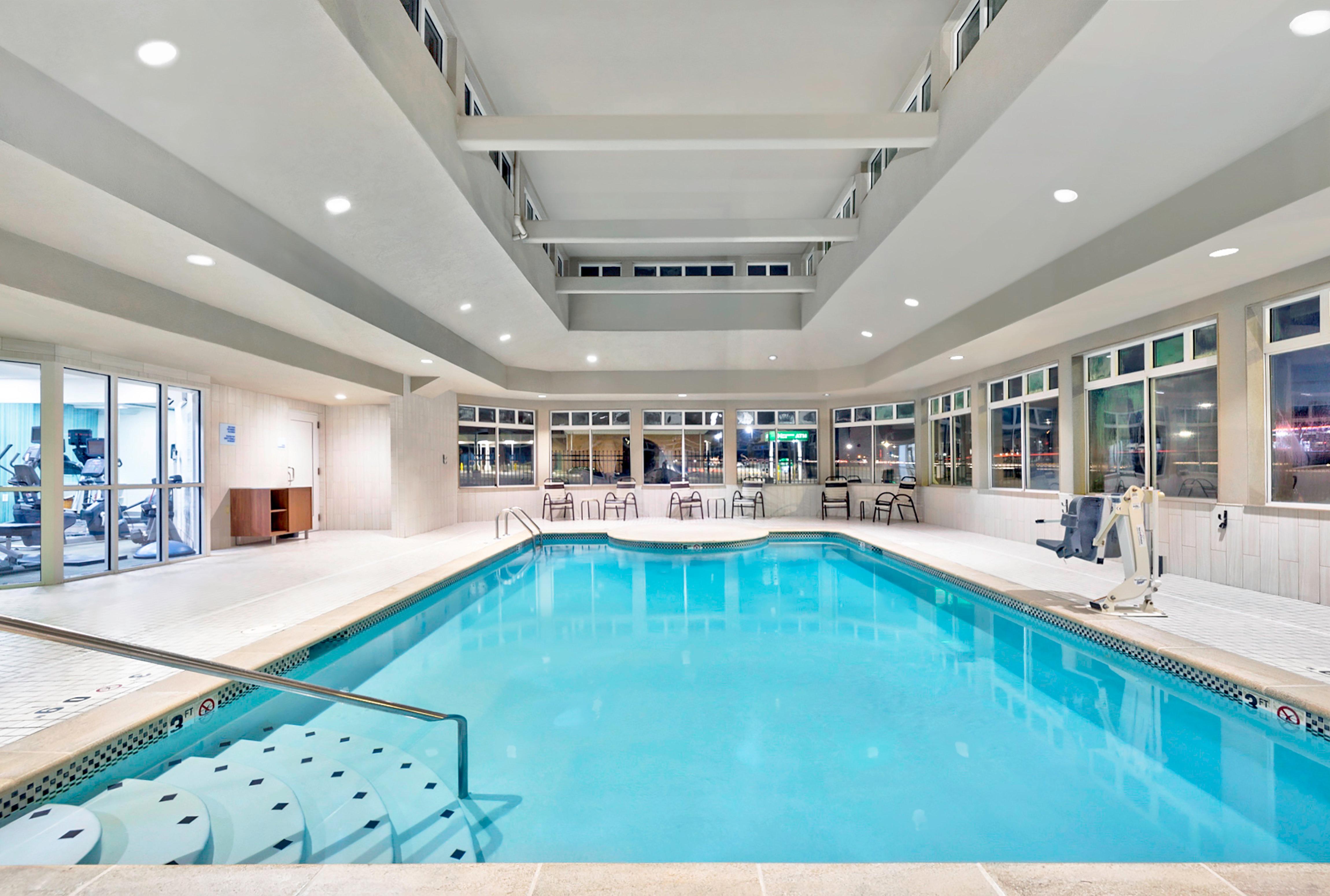 Holiday Inn Express Hotel & Suites Kansas City - Grandview By Ihg Εξωτερικό φωτογραφία